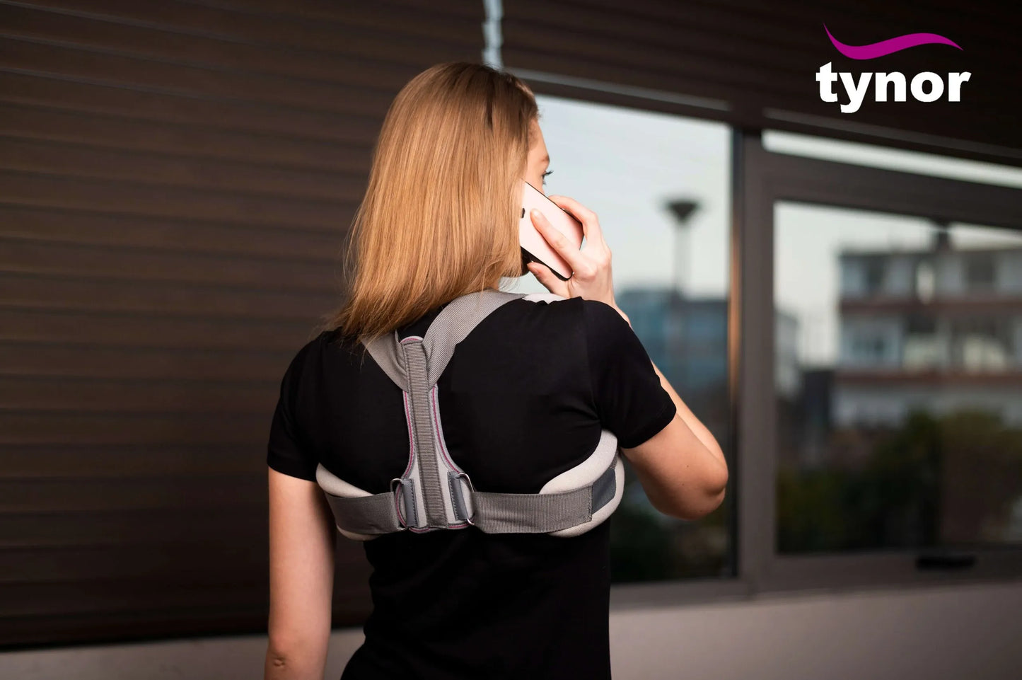Tynor Clavicle Brace with Velcro (Large)