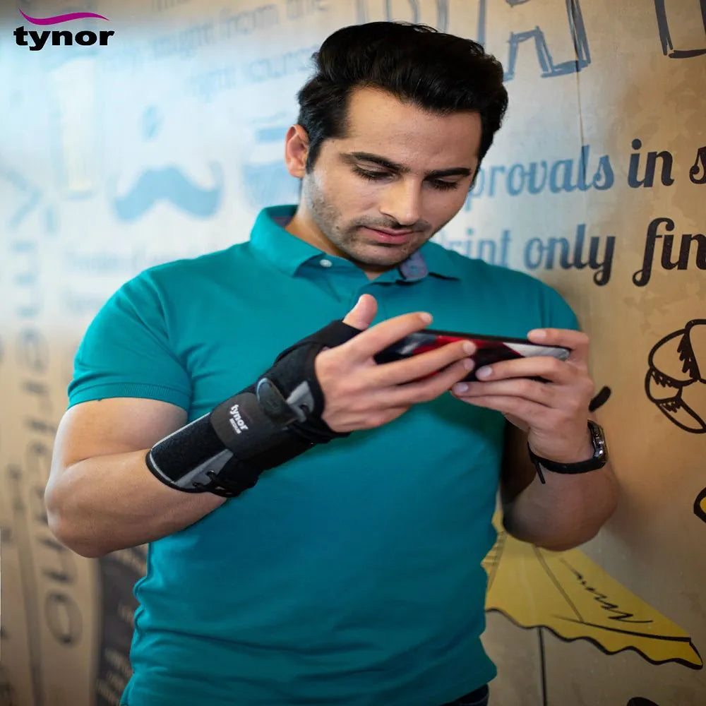 Tynor Wrist Splint with Thumb ( E44)