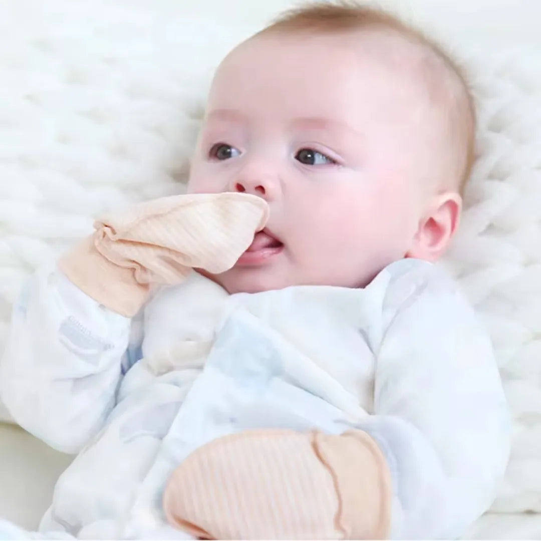Buy Mittens for Newborn Babies - Keep your little one cozy