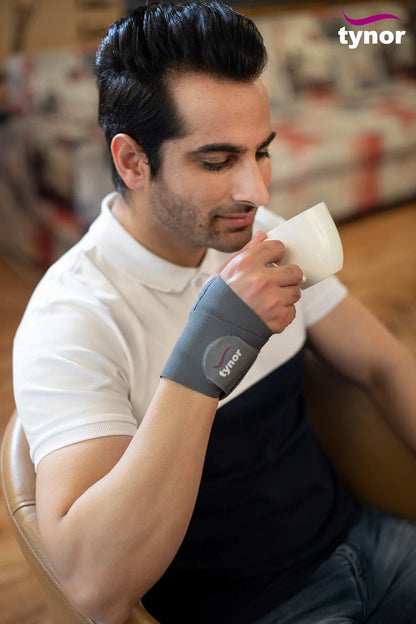 Tynor Wrist Brace with Thumb Neo ( J-03)