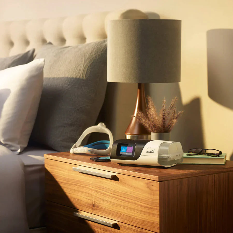 AirSense™ 11 AutoSet™ 4G- Tripack (with Humidifier and Climateline Tube)